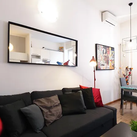 Apartment Primopiano - Palmaria Milan